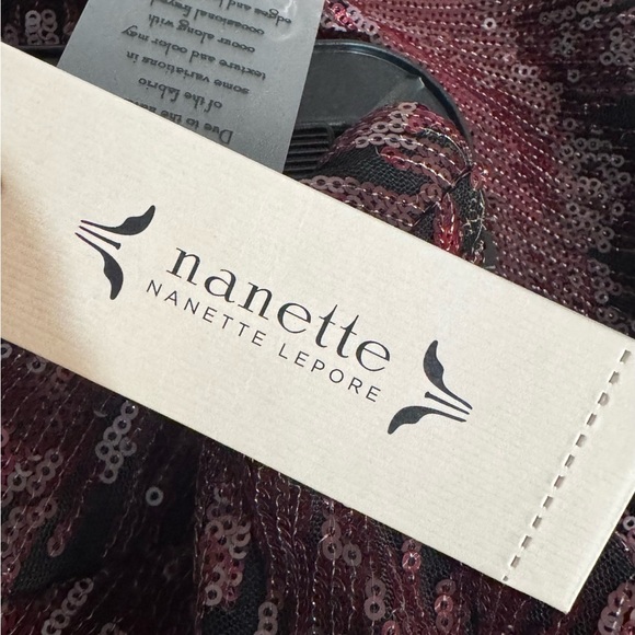 Nanette Lepore Sequin Skirt – New with Tags – Elegant & Stylish - Picture 3 of 4